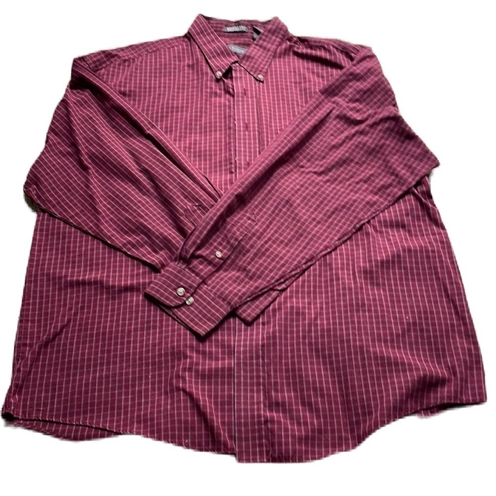 Van Heusen XL wrinkle free broadcloth red plaid button down shirt